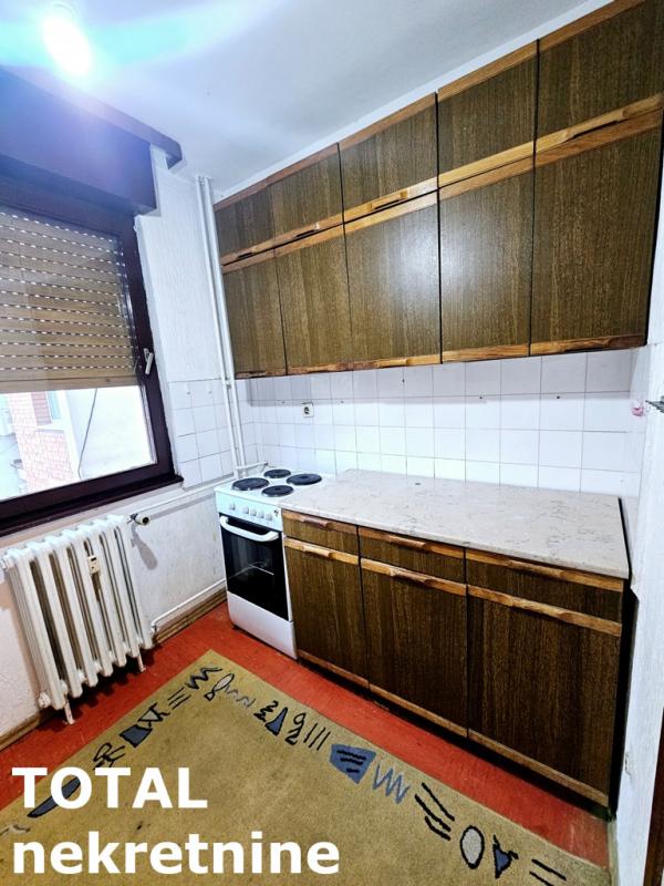 Slika 6 - Stan,PETROVARADIN,BLOK 8,kv: 53.00, € 103350, ID: 1101665