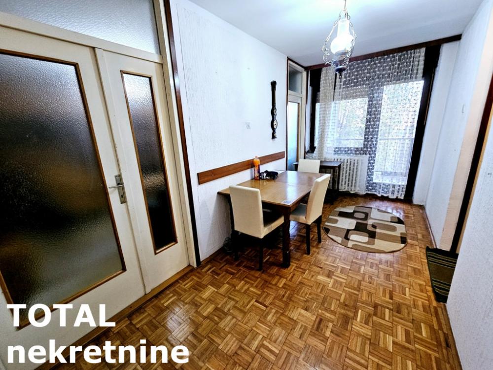 Slika 4 - Stan,PETROVARADIN,BLOK 8,kv: 53.00, € 103350, ID: 1101665