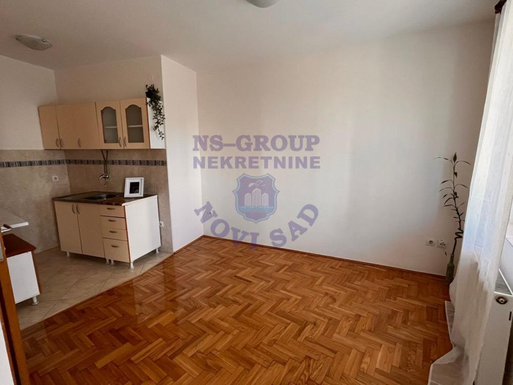 Slika 0 - Predstavljamo vam odličnu garsonjeru površine 26m2 u Cara Dušana.