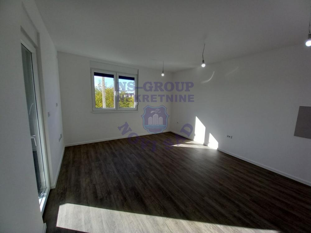 Slika 1 - Fenomenalna nova zgrada. 