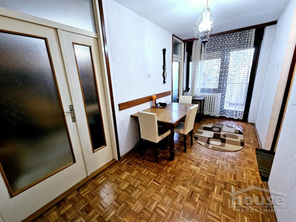 Slika 4 - Stan,PETROVARADIN,BLOK 8,kv: 53.00, € 103350, ID: 1064817