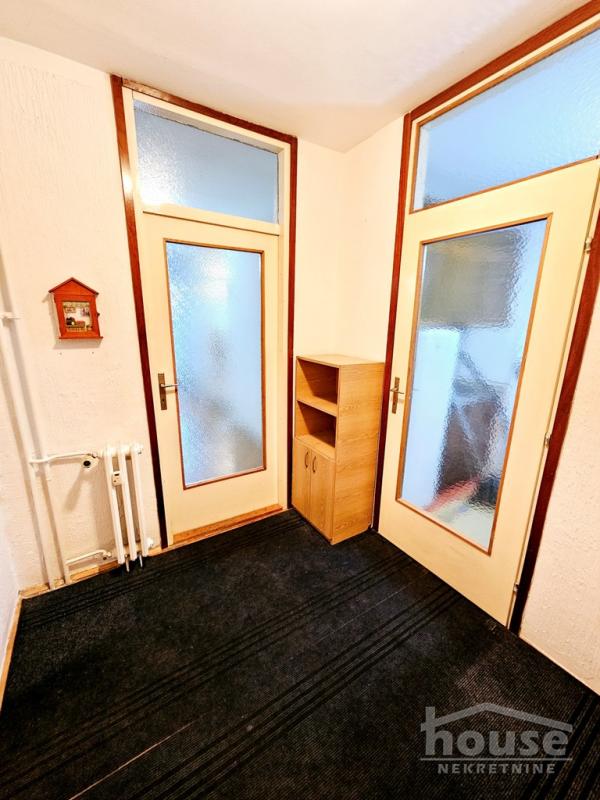 Slika 10 - Stan,PETROVARADIN,BLOK 8,kv: 53.00, € 103350, ID: 1064817