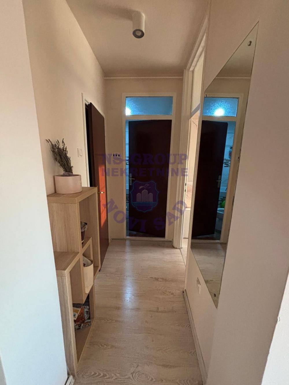 Slika 8 - Predstavljamo Vam jednu odliČnu nekretnu na izuzetno trazenoj i atraktivnoj lokaciji. 