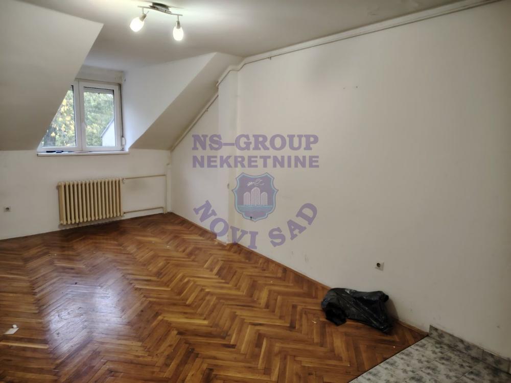 Slika 1 - Garsonjera na odličnoj lokaciji.