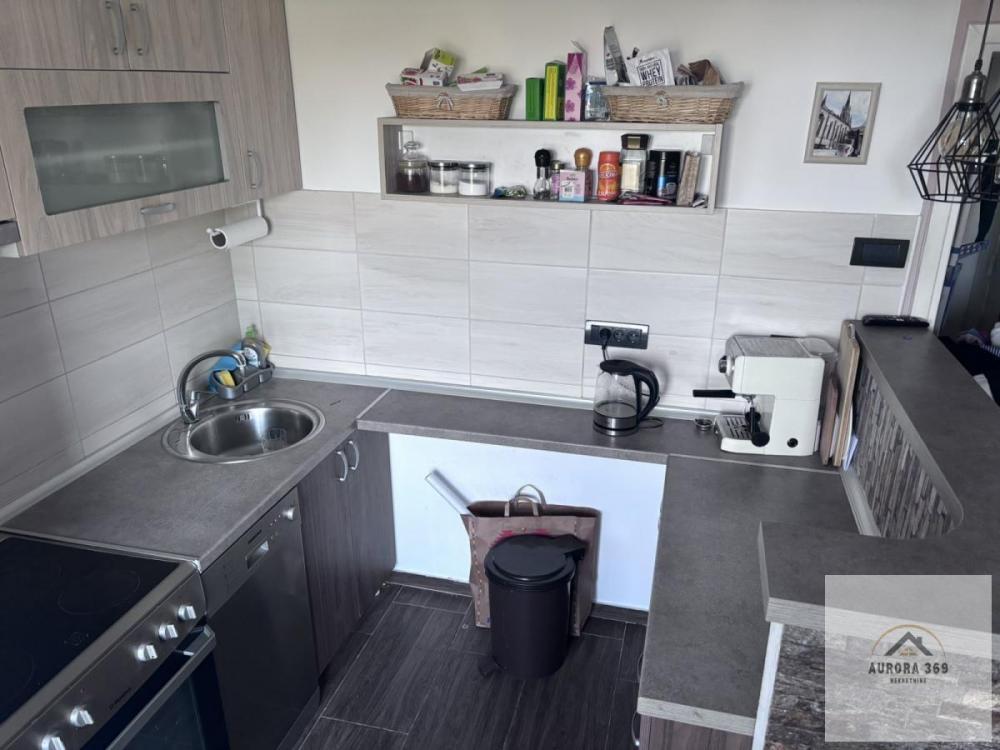 Slika 3 - NOVI SAD, ŽELEZNIČKA STANICA, ODLIČAN DVOSOBAN NAMEŠTEN STAN