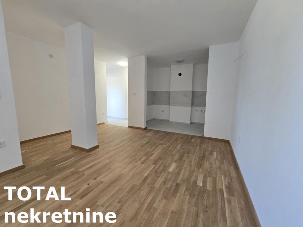 Glavna slika -Stan,NOVI SAD,TELEP,kv: 87.00, € 196185, ID: 1101710