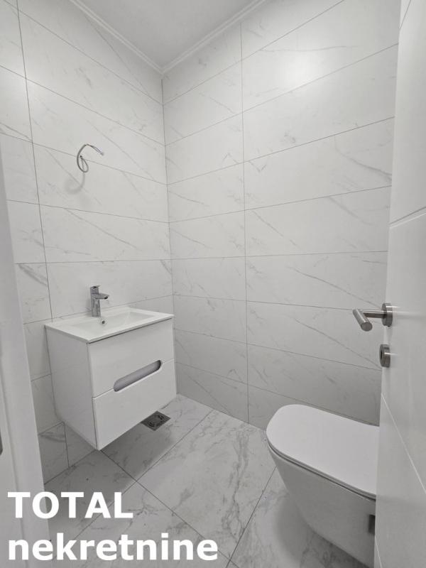 Slika 9 - Stan,NOVI SAD,TELEP,kv: 87.00, € 196185, ID: 1101710