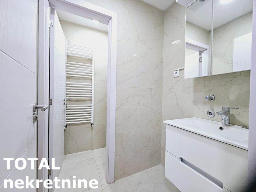 Slika 9 - Stan,NOVI SAD,CENTAR,kv: 98.00, € 330000, ID: 1098372