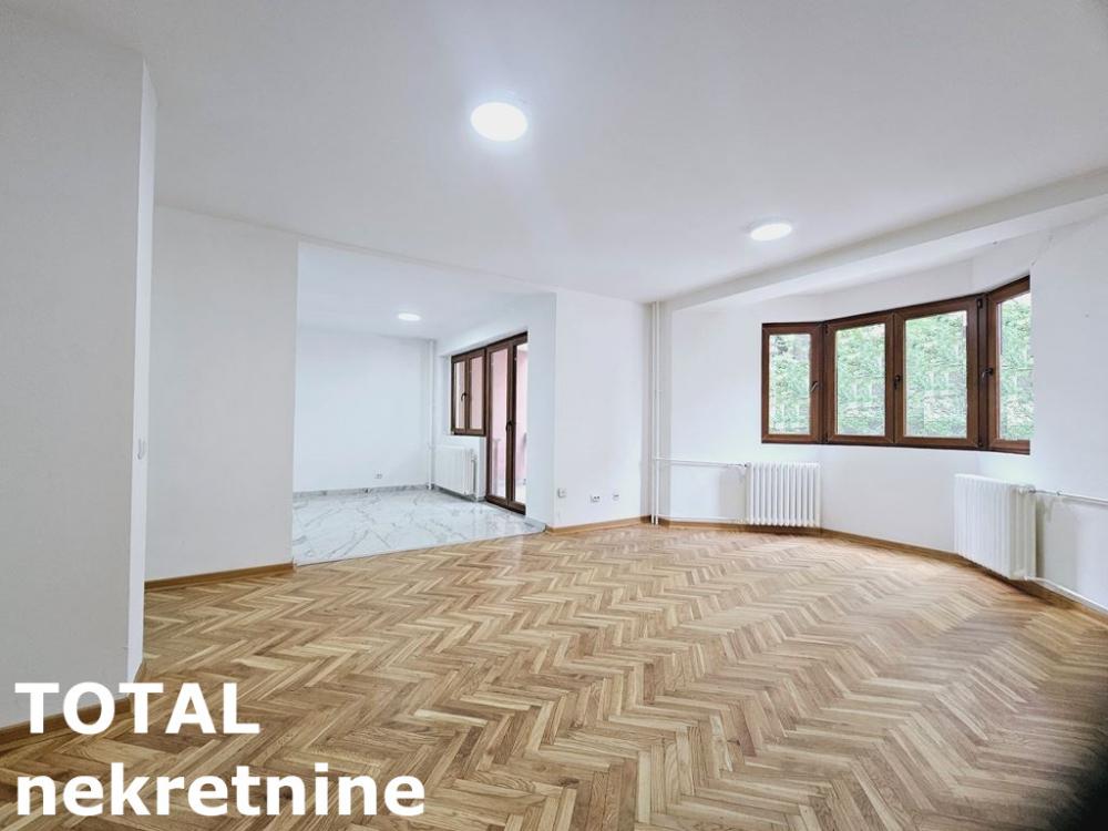 Slika 1 - Stan,NOVI SAD,CENTAR,kv: 98.00, € 330000, ID: 1098372