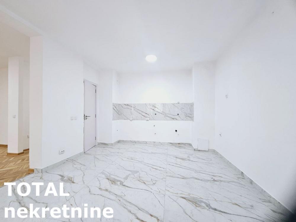 Slika 5 - Stan,NOVI SAD,CENTAR,kv: 98.00, € 330000, ID: 1098372