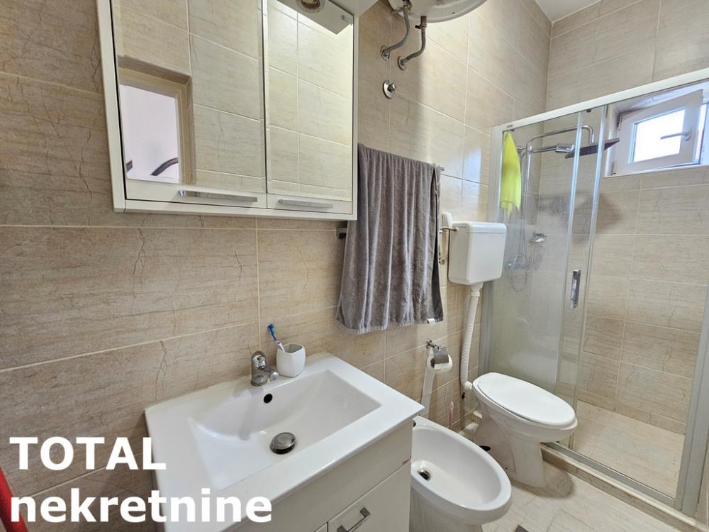 Slika 9 - Stan,NOVI SAD,CENTAR,kv: 55.00, € 120000, ID: 1098619