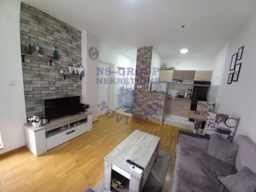 Glavna slika -Top ponuda. Perfektan jednoiposoban stan u novoj zgradi na novoj Detelinari.