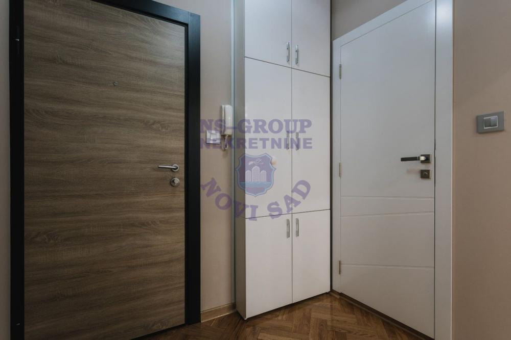 Slika 2 - Jednoiposoban, 38m2, Podbara Novi Sad