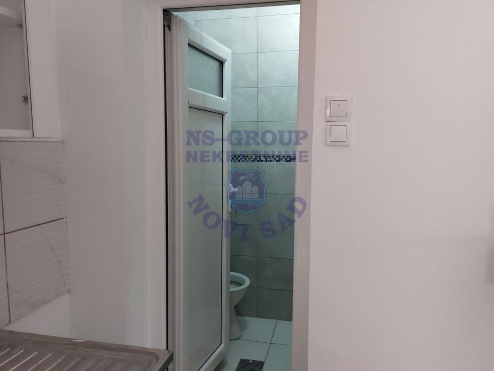 Slika 7 - Trosoban, 62m2, Podbara Novi Sad