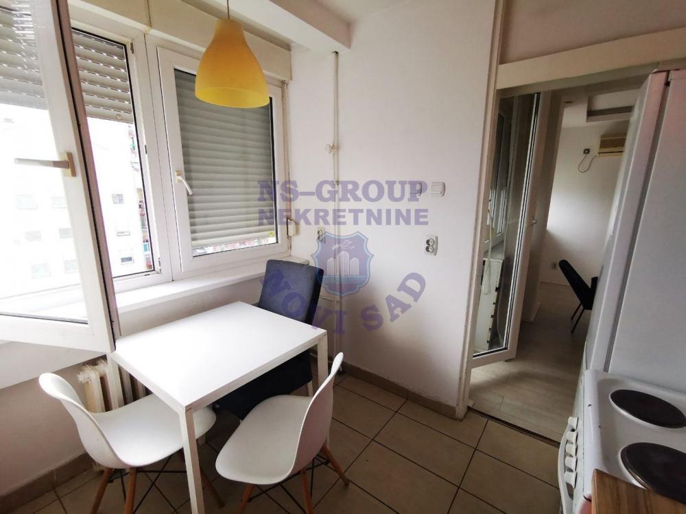 Slika 2 - Jednoiposoban, 42m2, Bulevar oslobođenja Novi Sad