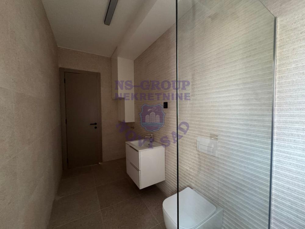 Slika 5 - Dvoiposoban, 67m2, Bulevar patrijarha Pavla (Somborski bulevar) Novi Sad