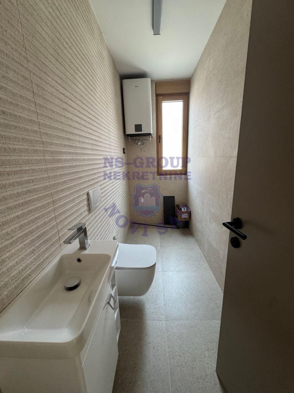 Slika 1 - Troiposoban, 110m2, Bulevar patrijarha Pavla (Somborski bulevar) Novi Sad