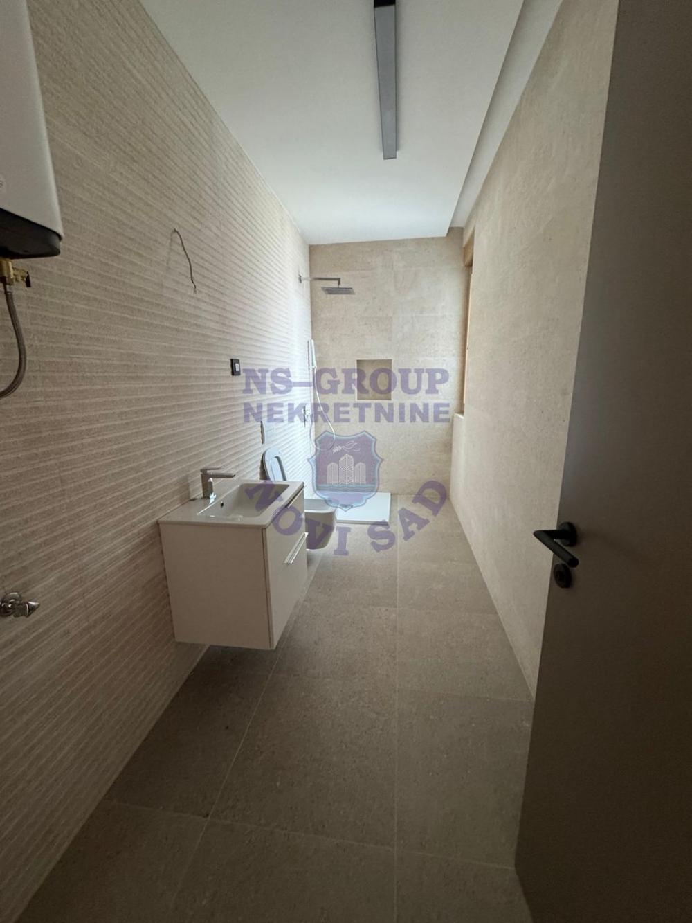 Slika 2 - Troiposoban, 110m2, Bulevar patrijarha Pavla (Somborski bulevar) Novi Sad