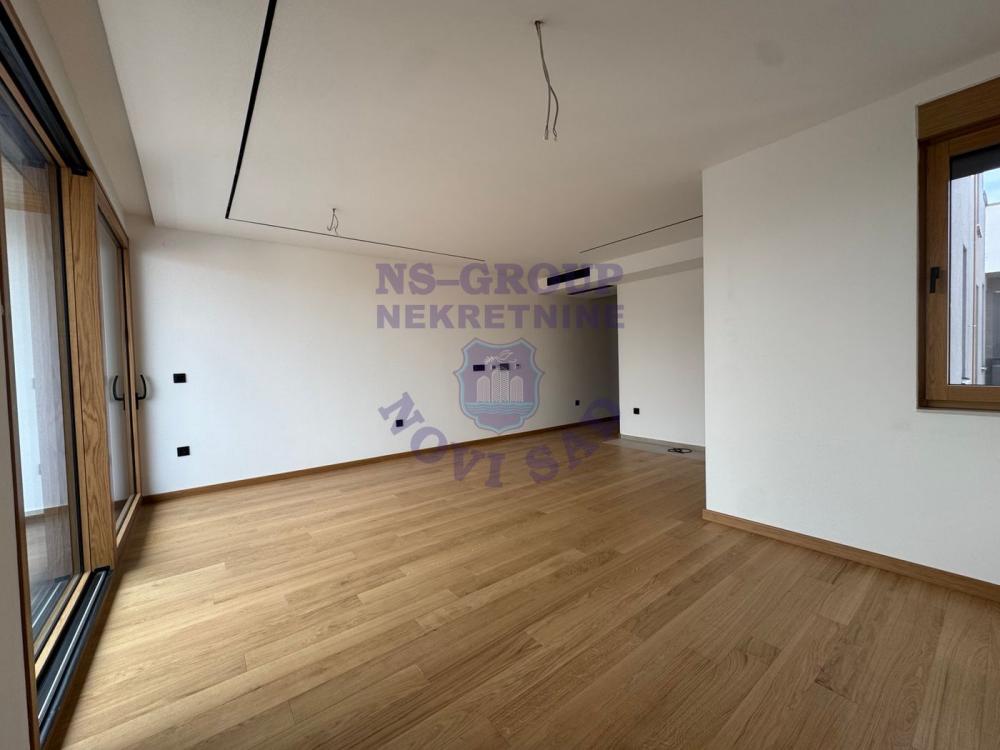 Slika 10 - Troiposoban, 110m2, Bulevar patrijarha Pavla (Somborski bulevar) Novi Sad