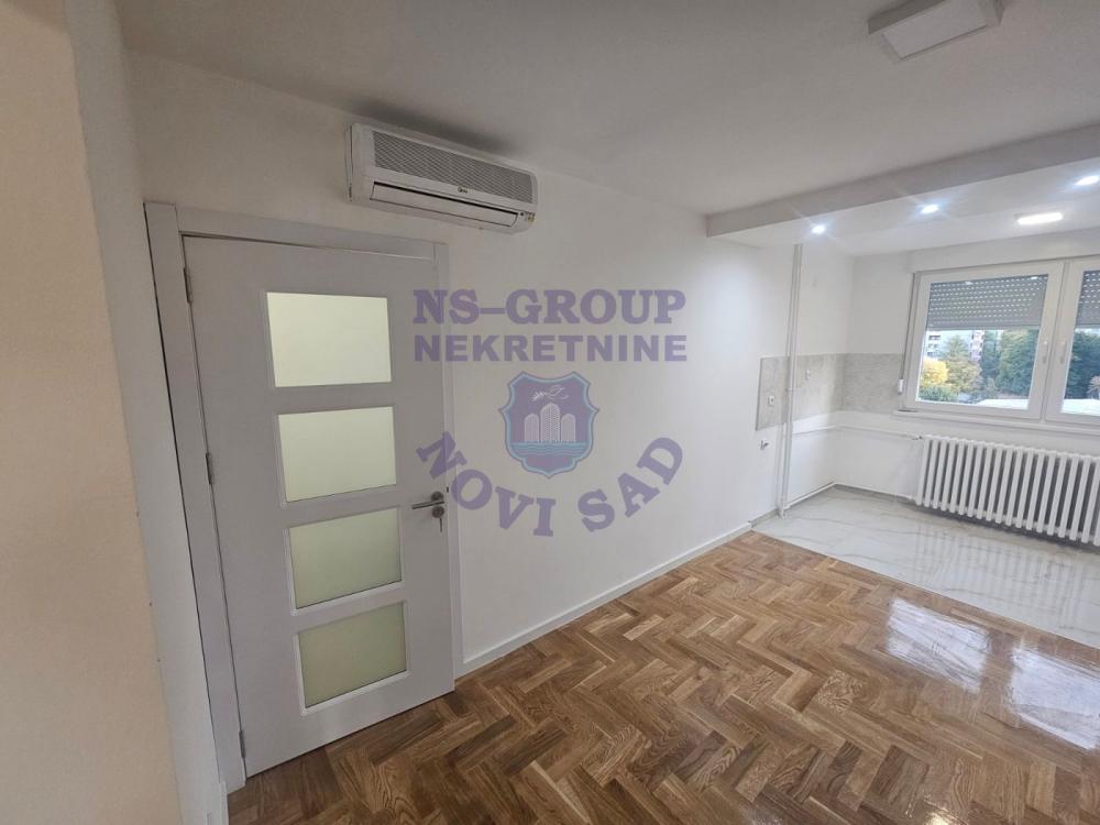 Slika 2 - Trosoban, 60m2, Bulevar oslobođenja Novi Sad