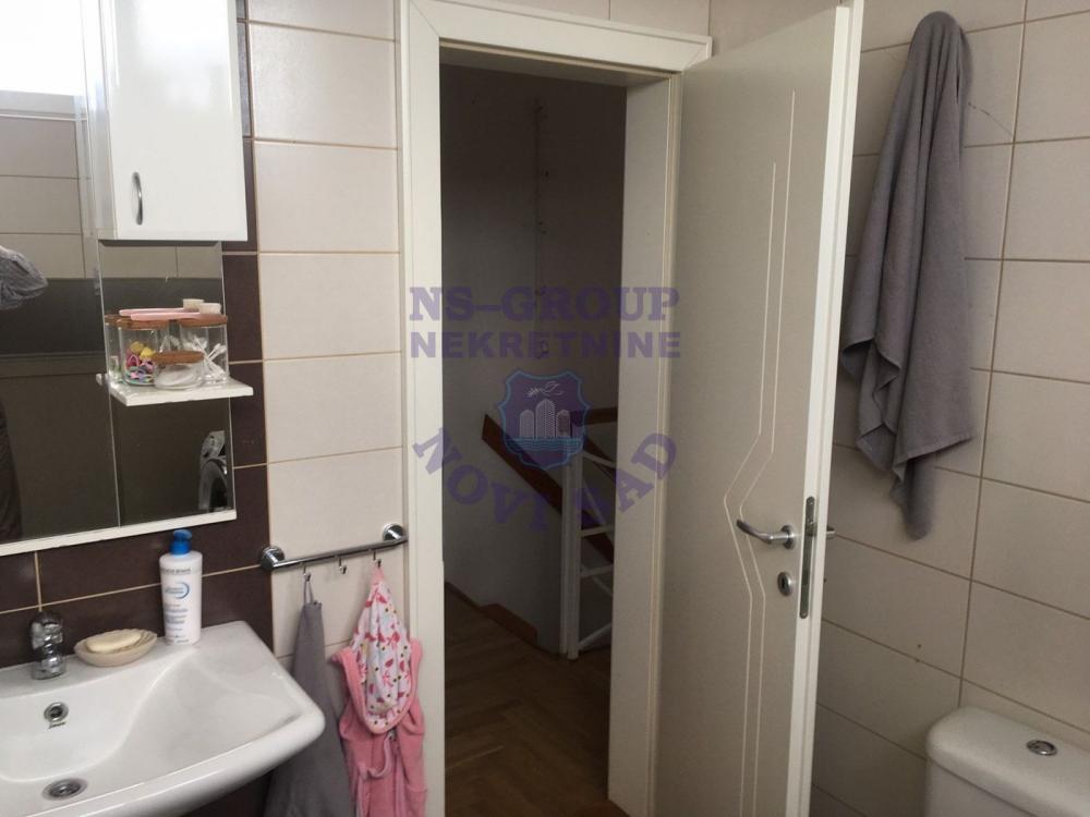 Slika 0 - Četvorosoban, 109m2, Grbavica Novi Sad