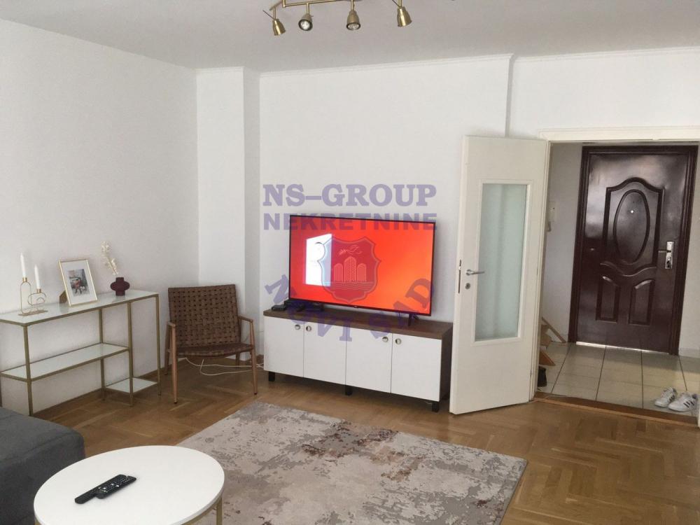 Slika 8 - Četvorosoban, 109m2, Grbavica Novi Sad