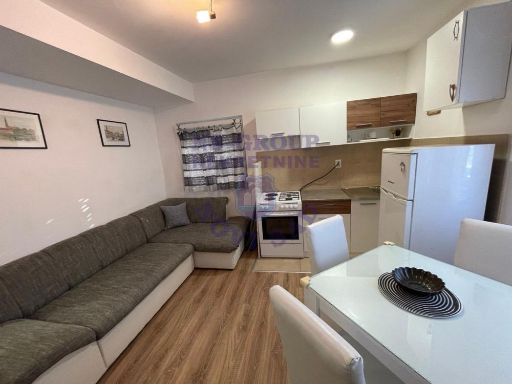 Slika 4 - Jednoiposoban, 28m2, Adice Novi Sad