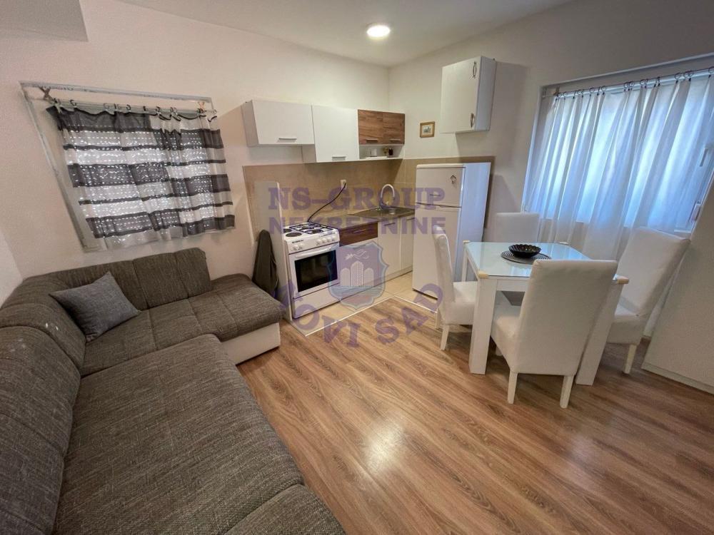 Glavna slika -Jednoiposoban, 28m2, Adice Novi Sad