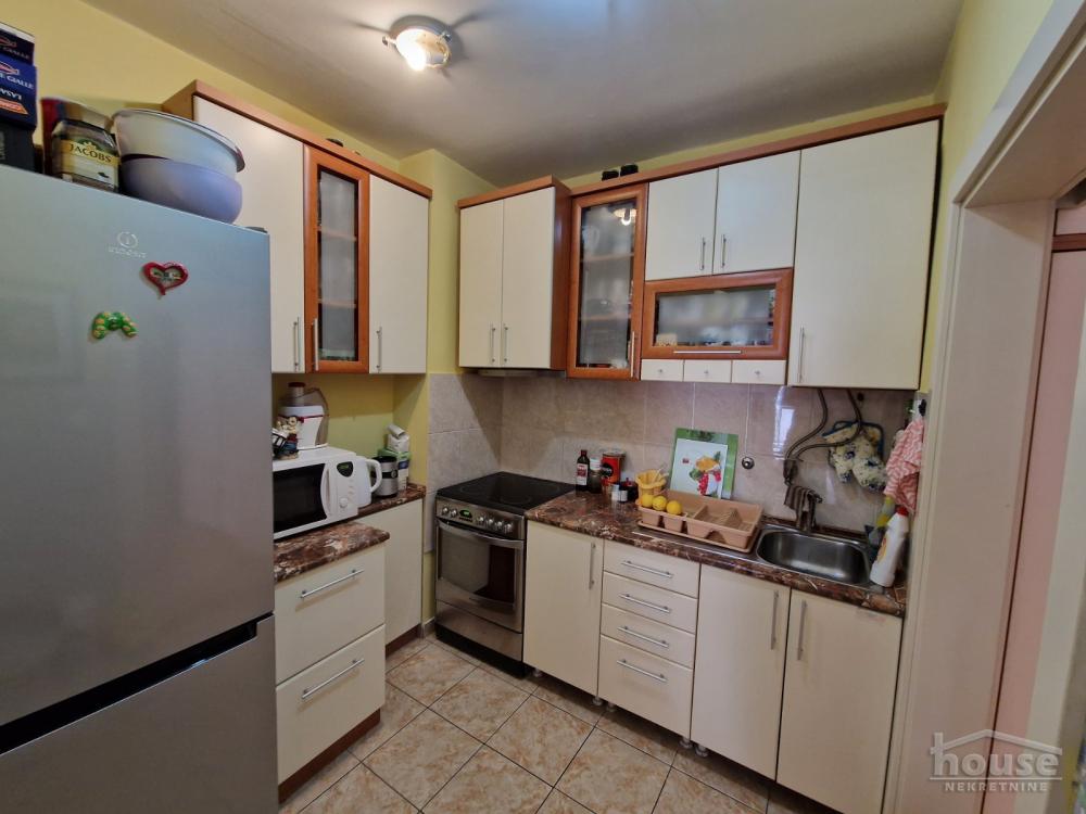 Slika 3 - Stan,NOVI SAD,ADAMOVIĆEVO NASELJE,kv: 64.00, € 180000, ID: 1064875