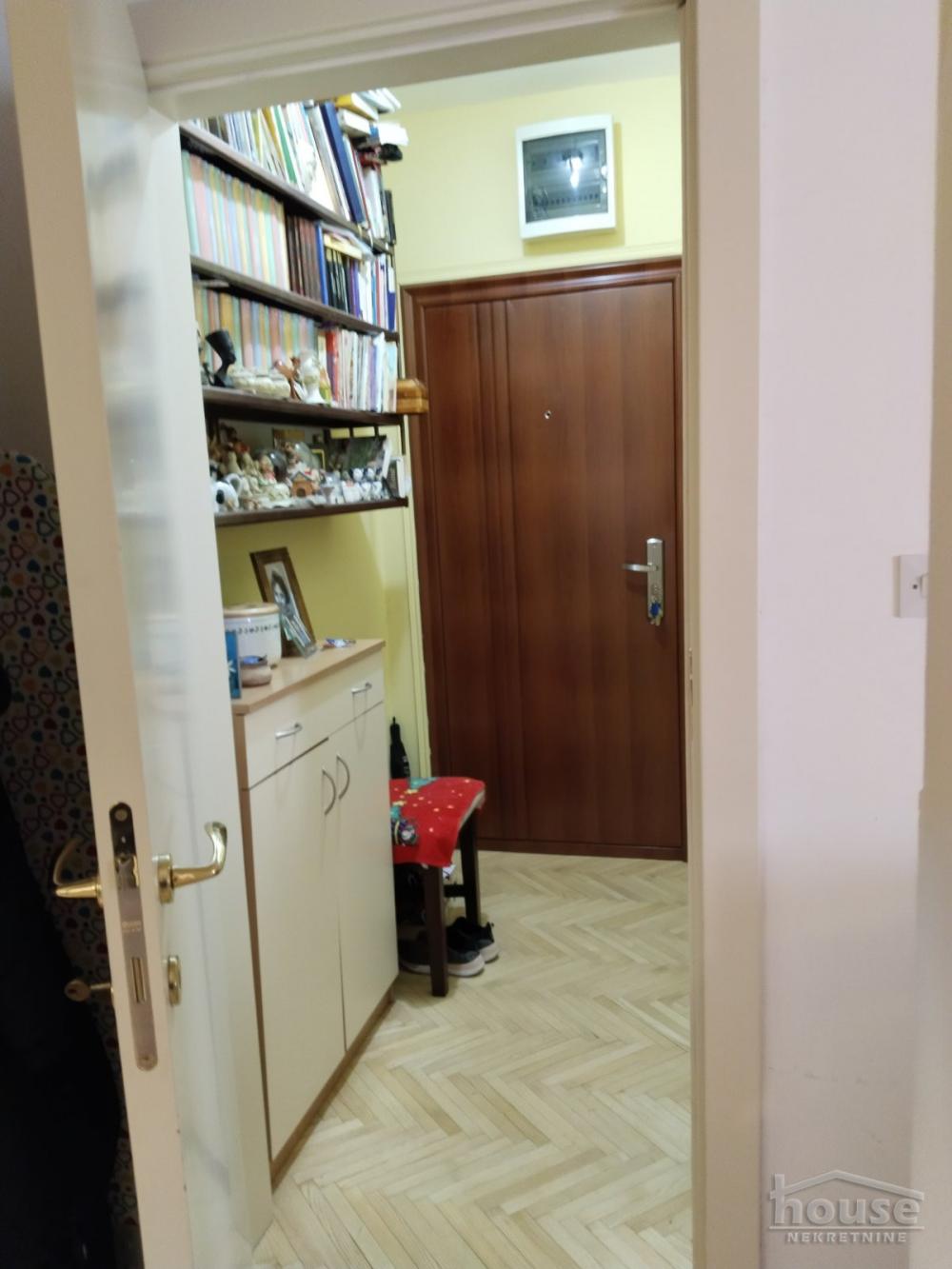 Slika 7 - Stan,NOVI SAD,ADAMOVIĆEVO NASELJE,kv: 64.00, € 180000, ID: 1064875