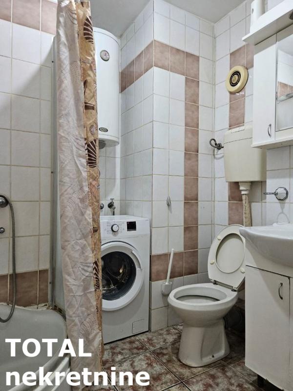 Slika 8 - Stan,NOVI SAD,GRBAVICA,kv: 53.00, € 143400, ID: 1101725