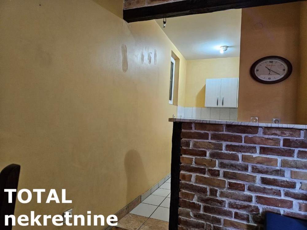 Slika 7 - Stan,NOVI SAD,GRBAVICA,kv: 53.00, € 143400, ID: 1101725