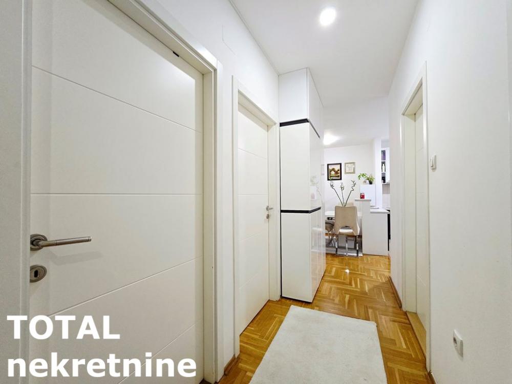 Slika 9 - Stan,NOVI SAD,NOVA DETELINARA,kv: 55.00, € 165000, ID: 1101695