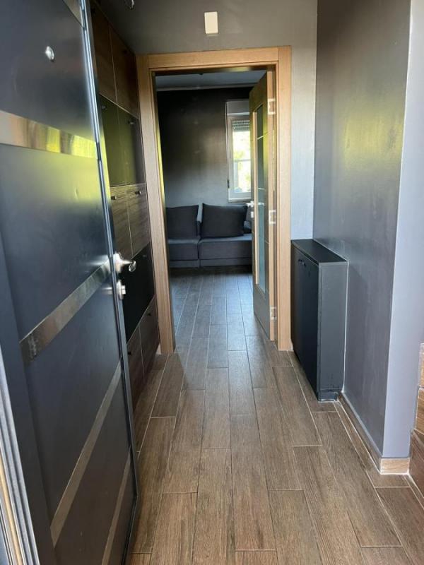 Slika 4 - Četvorosoban stan na Mišeluku