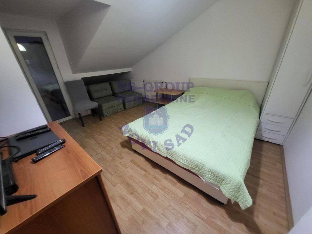 Slika 10 - Dvosoban, 57m2, Bulevar patrijarha Pavla (Somborski bulevar) Novi Sad