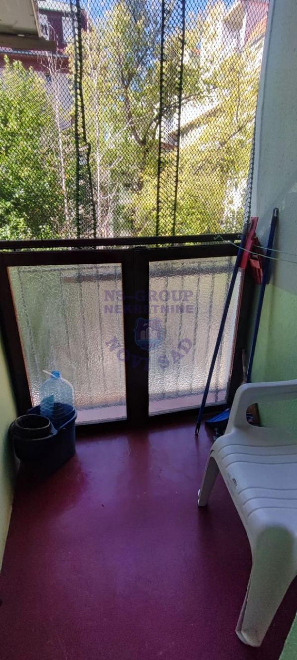 Slika 8 - Jednosoban, 37m2, Sajmište Novi Sad, sa terasom, ima lift