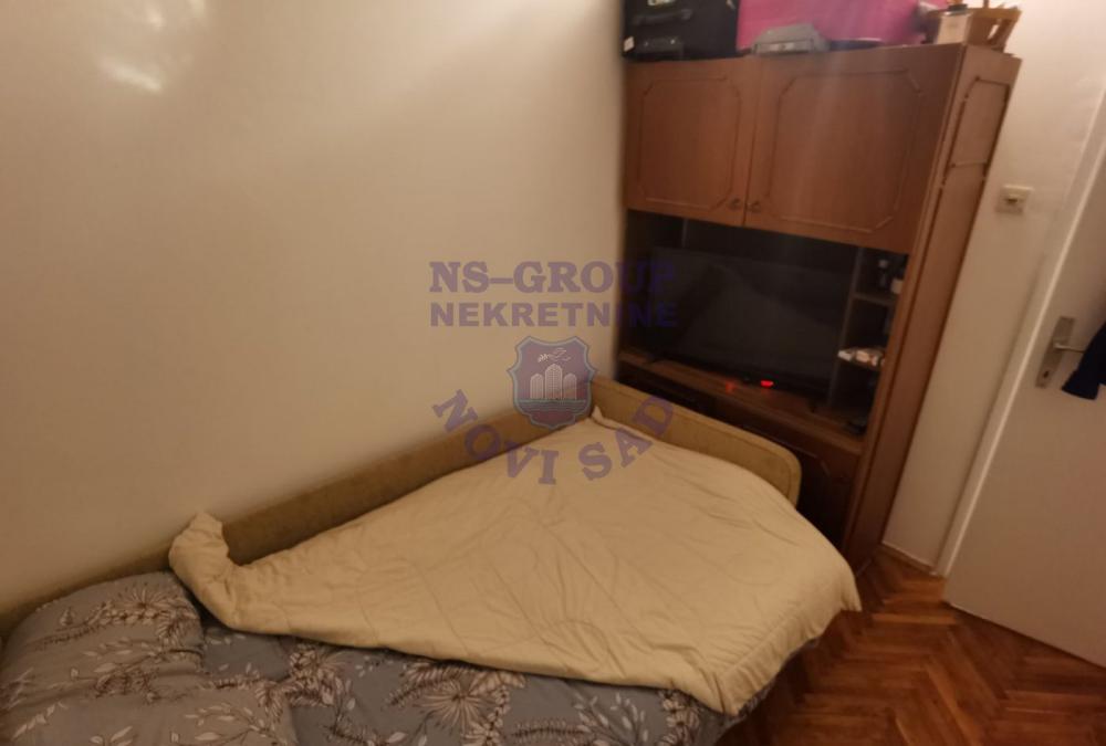 Slika 6 - Konforan trosoban stan u blizini Železničke