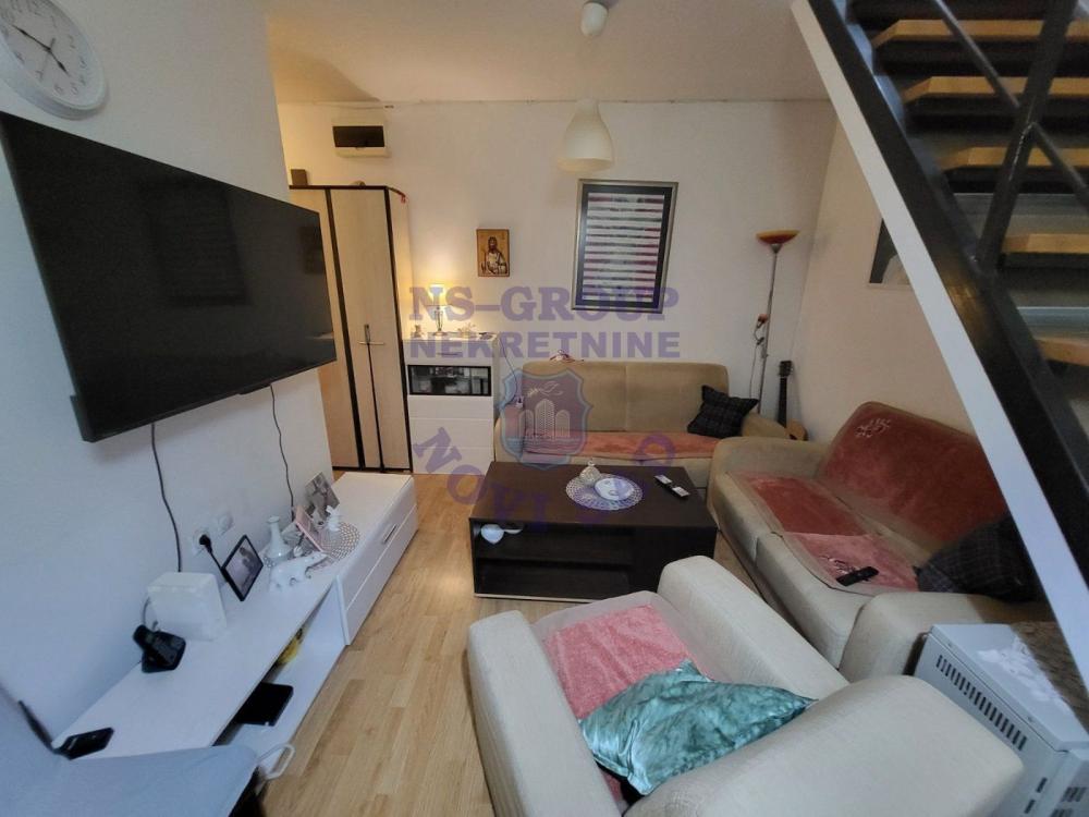 Slika 1 - Dvosoban, 57m2, Bulevar patrijarha Pavla (Somborski bulevar) Novi Sad, sa terasom