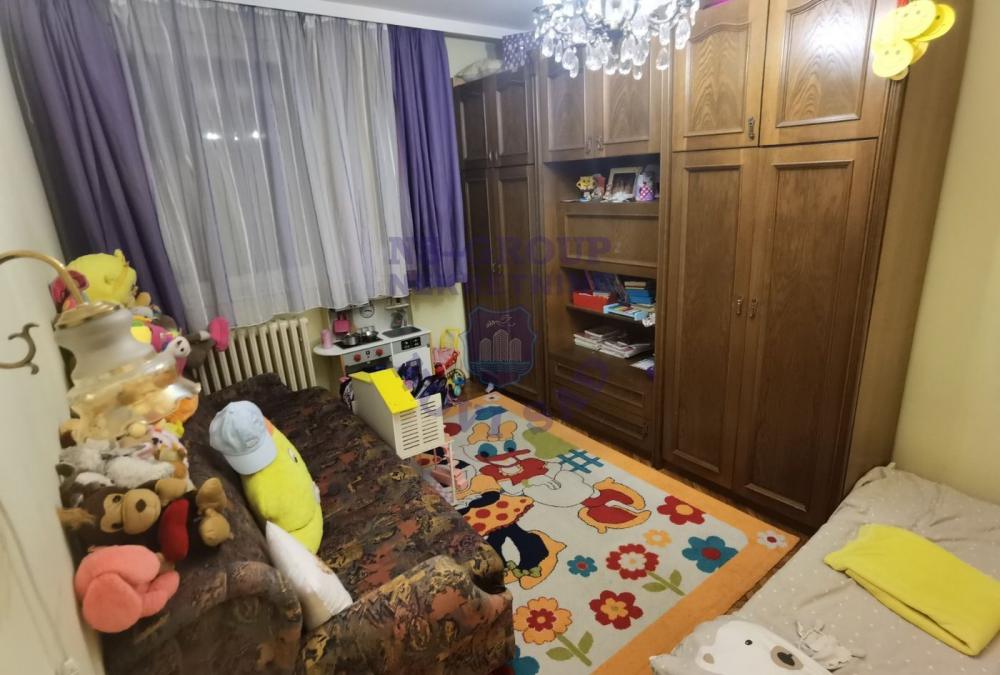 Slika 3 - Predstavljamo Vam komforan trosoban stan u jako lepom delu grada gde je sve na dohvat ruke.