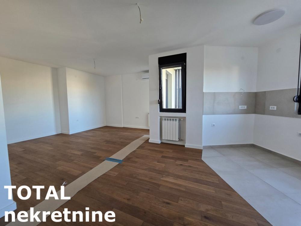 Slika 3 - Stan,NOVI SAD,GRBAVICA,kv: 96.00, € 263860, ID: 1101708