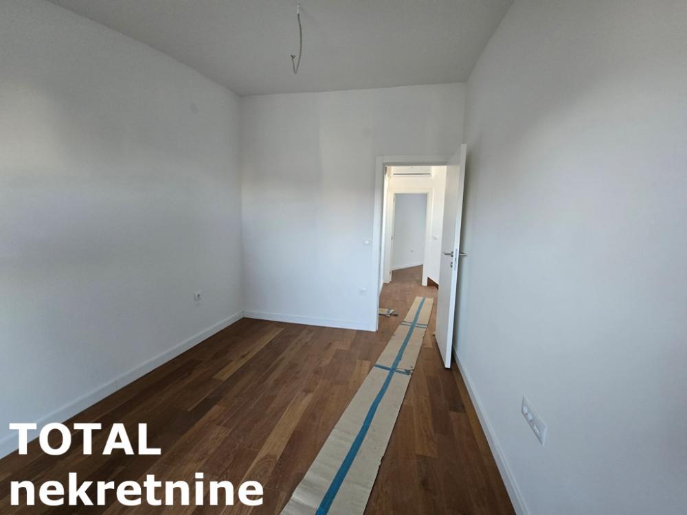 Slika 9 - Stan,NOVI SAD,GRBAVICA,kv: 96.00, € 263860, ID: 1101708