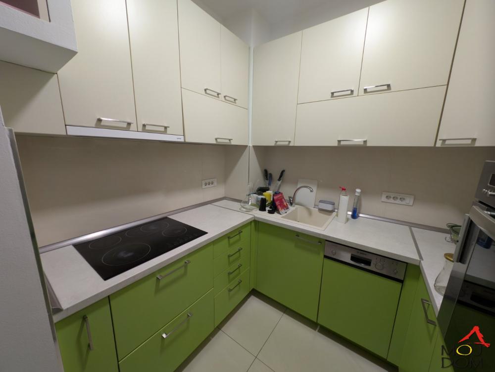 Slika 3 - Stan,NOVI SAD,SAJAM,kv: 119, € 278000, ID: 1029312