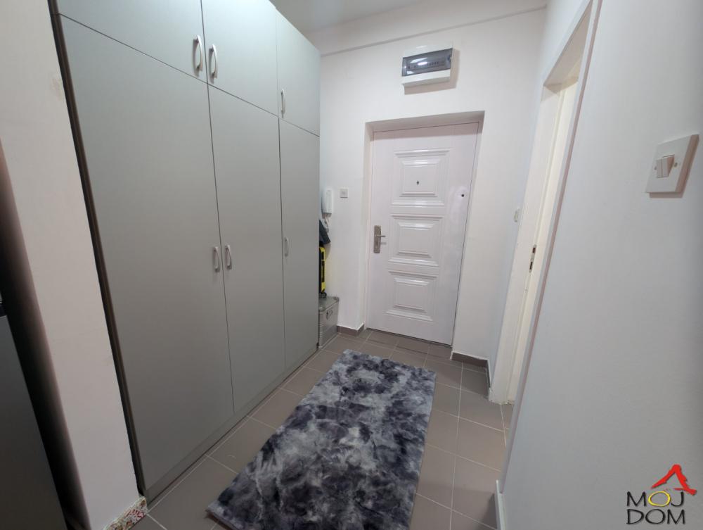 Slika 8 - Stan,NOVI SAD,KLISA,kv: 26, € 69950, ID: 1027811