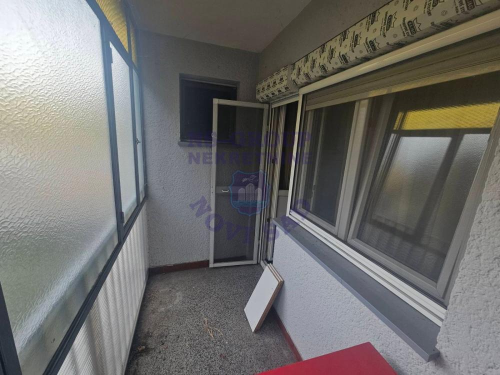 Slika 5 - Jednoiposoban, 40m2, Železnički park Novi Sad