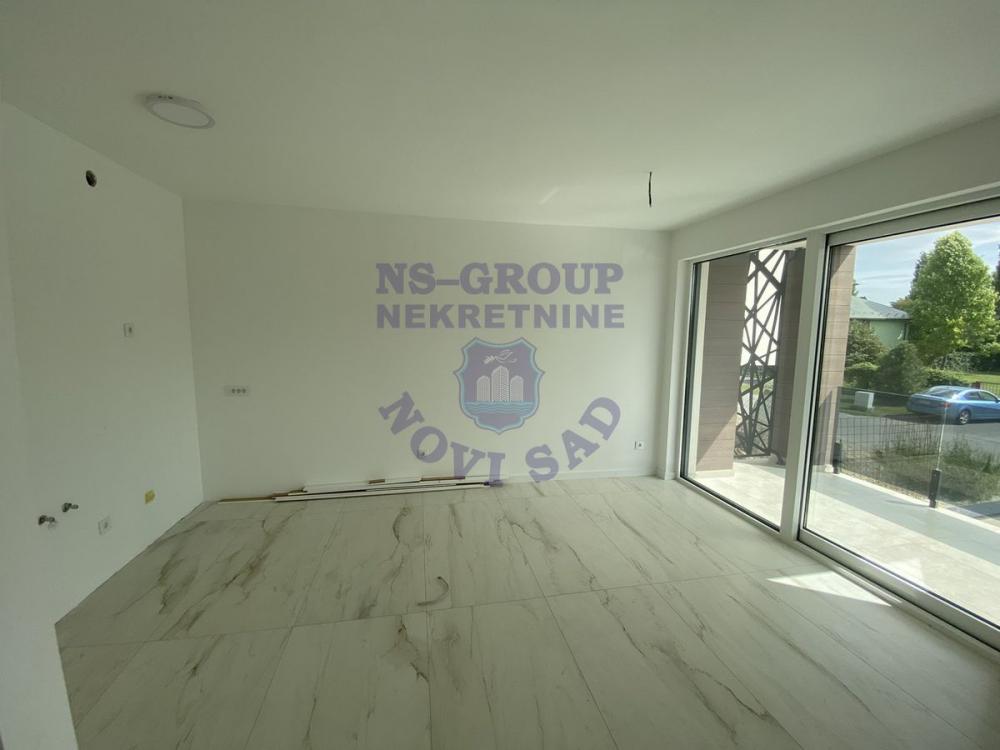 Slika 1 - Četvorosoban, 130m2, Novo naselje Novi Sad