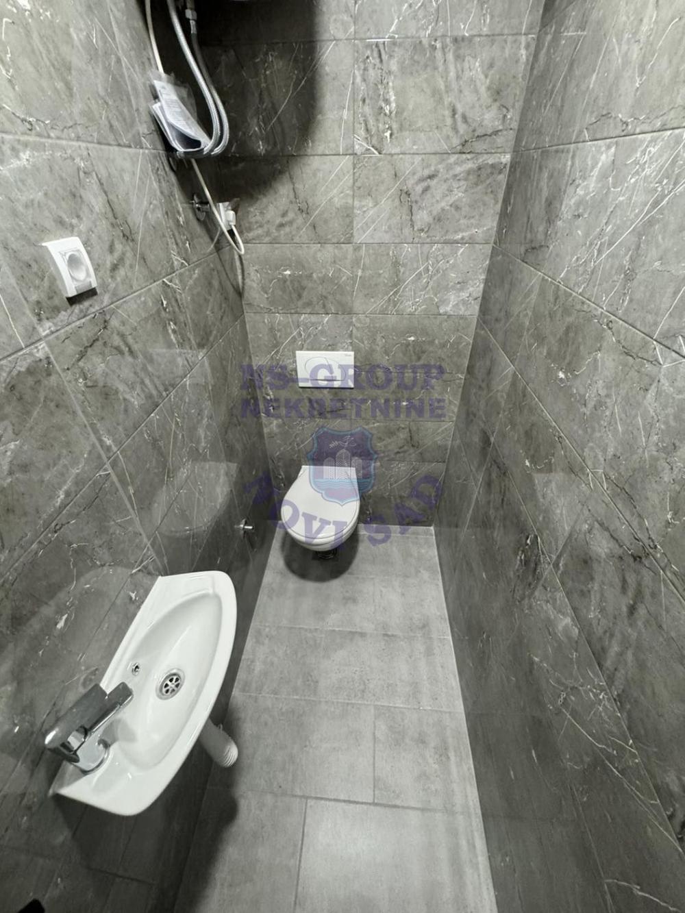 Slika 7 - NOVO - USELJIVO - UKNJIZENO - PDV - Četvorosoban!