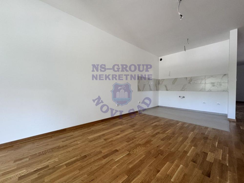 Slika 1 - NOVO - USELJIVO - UKNJIZENO - PDV - Četvorosoban!