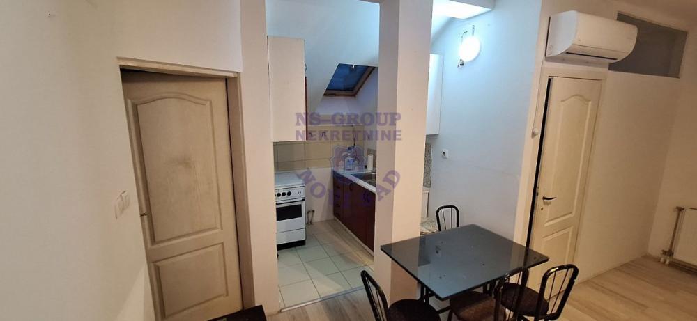 Slika 3 - Jednoiposoban 33m2 Bulevar Evrope