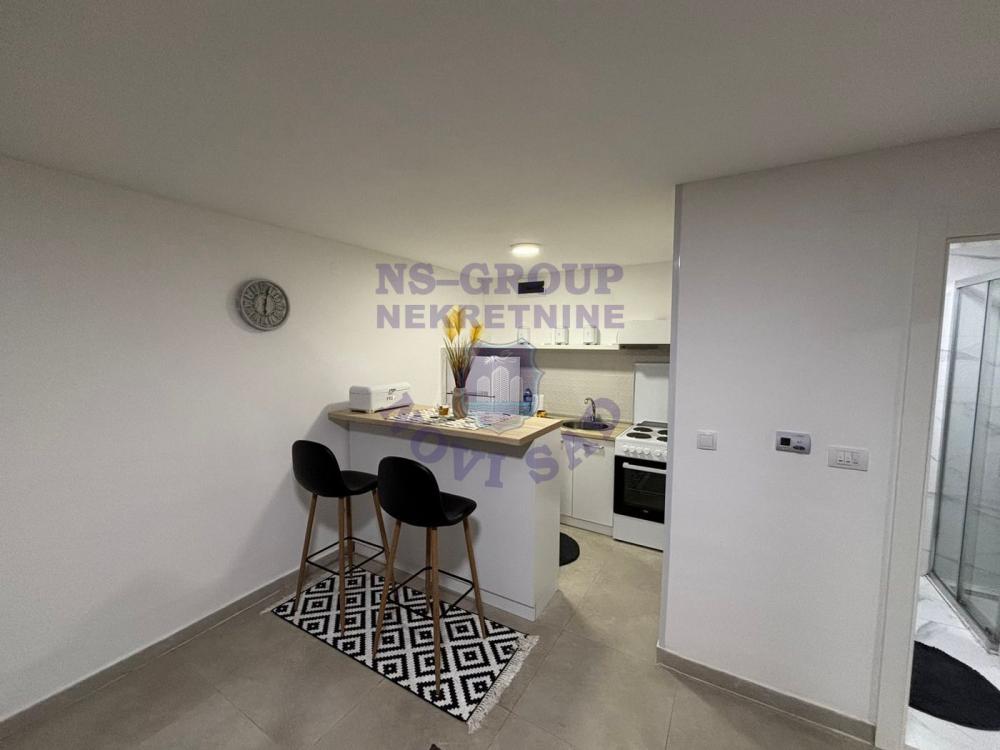 Slika 3 - Garsonjera,odlicna,Bulevar Evrope