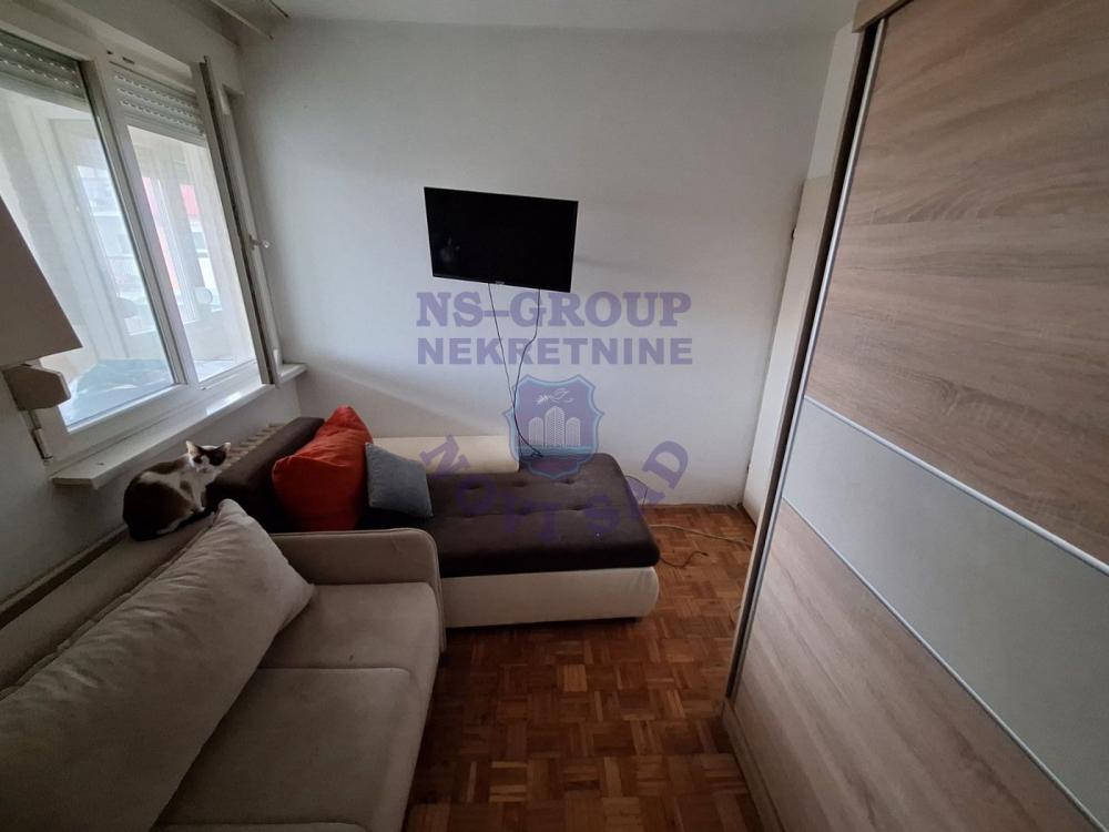 Slika 3 - Dvosoban,odlican,Novo Naselje